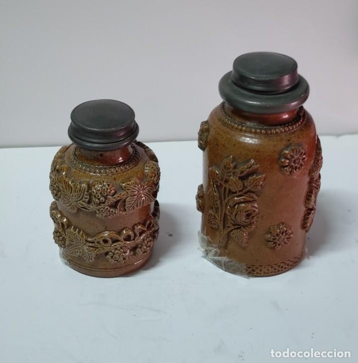 Antig&uuml;edades: DOS BOTELLAS EN CER&Aacute;MICA GRES S.XIX - Foto 1