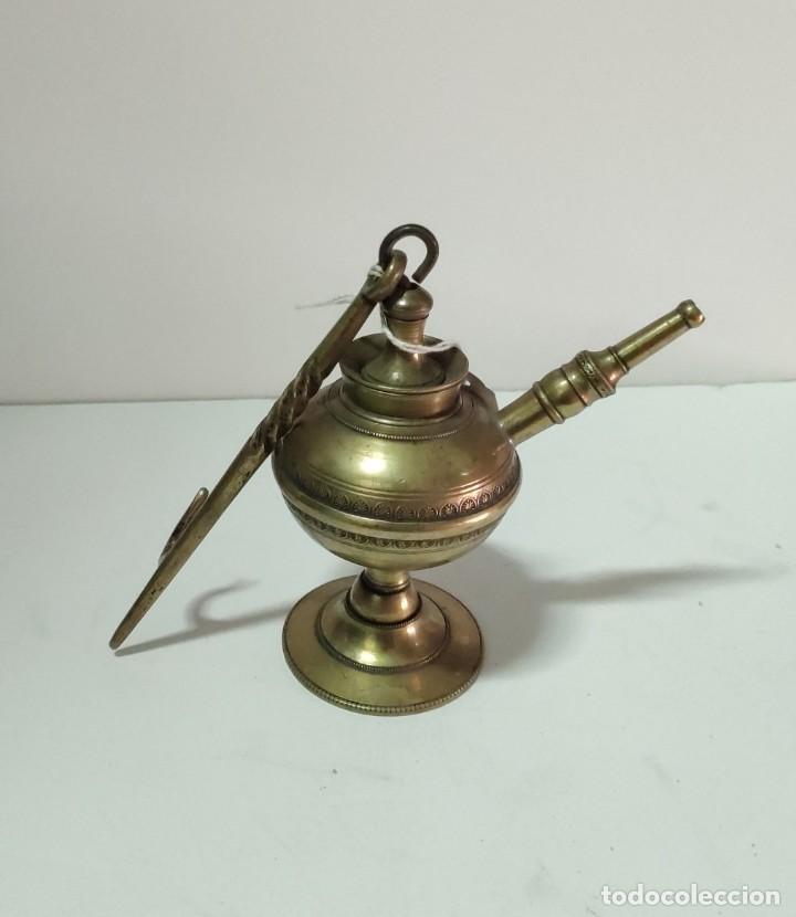 Antig&uuml;edades: CANDIL DE BRONCE DORADO S.XIX - Foto 1