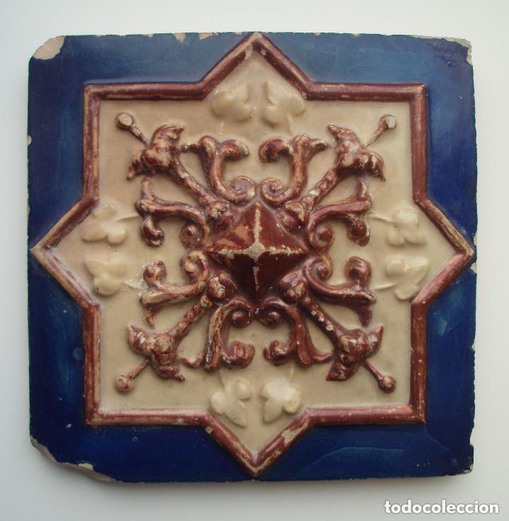 Antig&uuml;edades: DOS AZULEJOS. MANISES, VALENCIA. - Foto 2