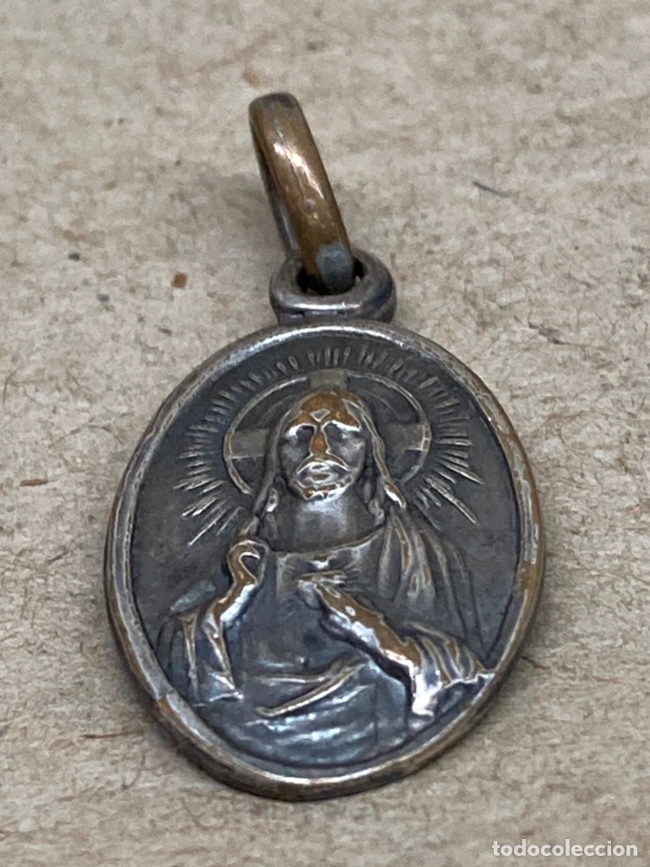 Antig&uuml;edades: Medalla de plata religiosa - Foto 1