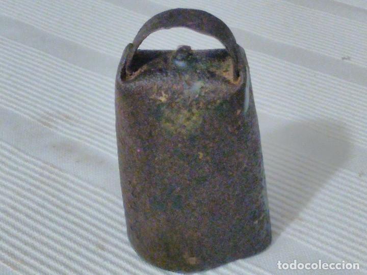 Antig&uuml;edades: Cencerro esquilon esquila. 8 cm.. - Foto 4