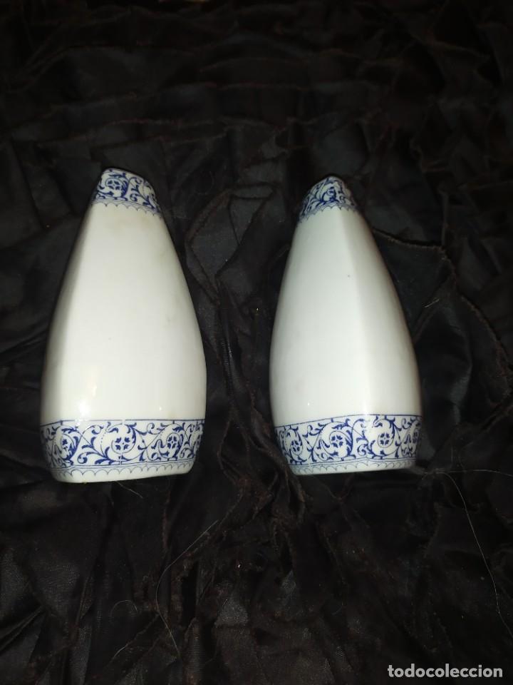 Antiques: SAL Y PIMIENTA SALPIMENTERO CER&Aacute;MICA? PORCELANA? BLANCO AZUL PRECIOSO &Uacute;NICOS VINTAGE DECORACI&Oacute;N