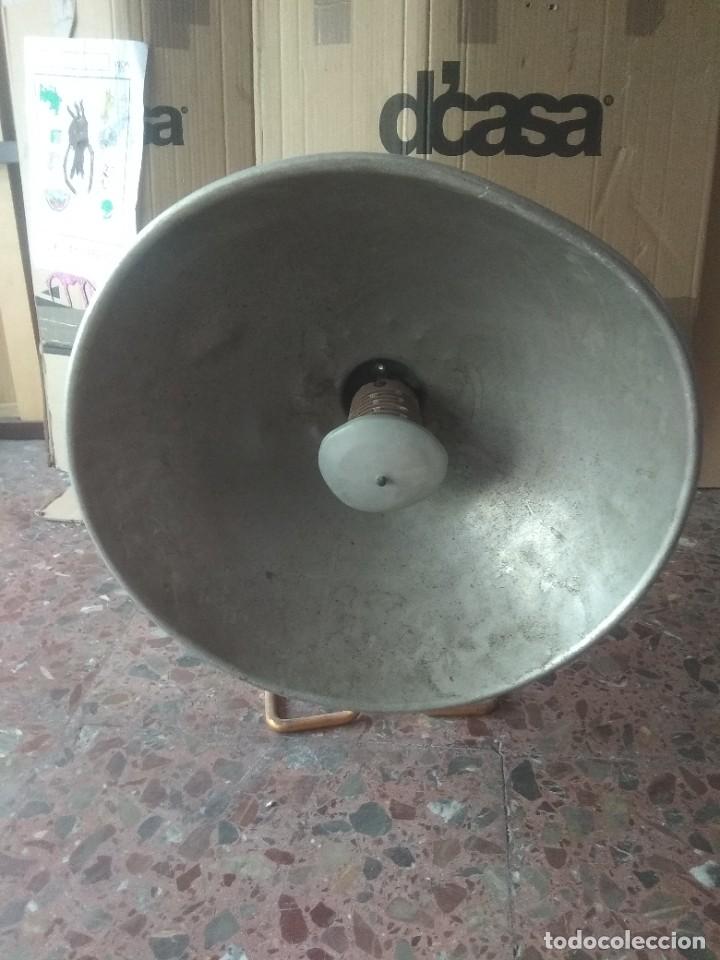 Antig&uuml;edades: Calentador abtiguo - Foto 1