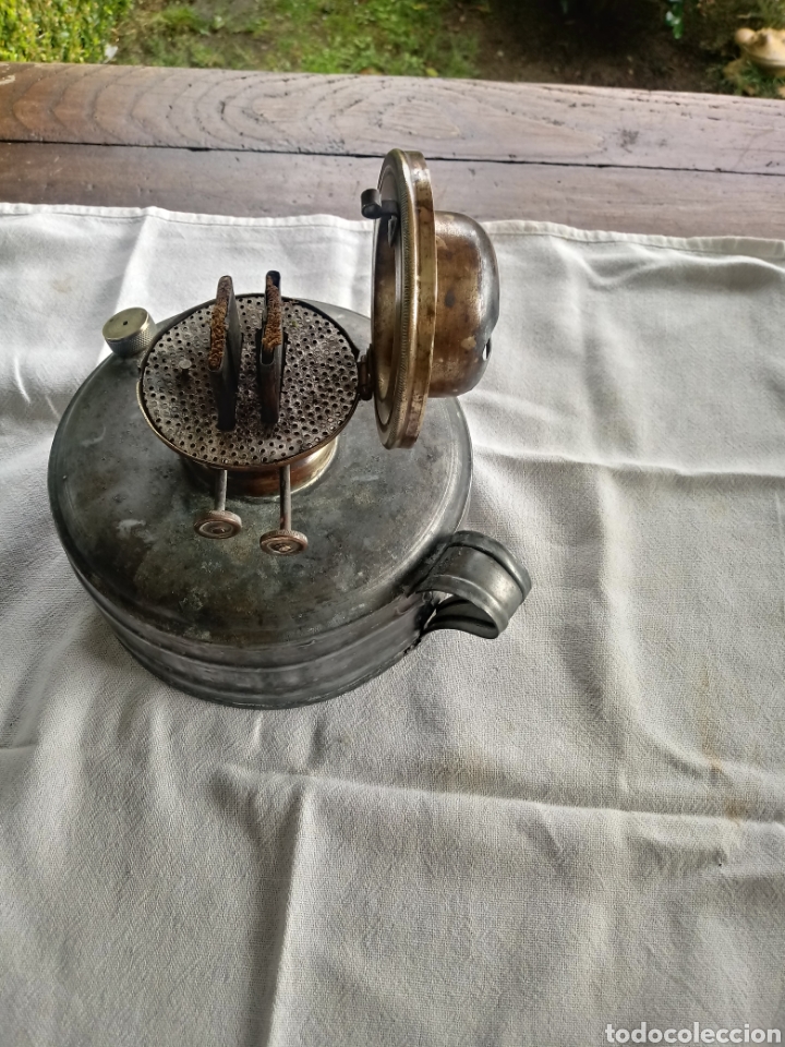 Antig&uuml;edades: Quinque de mesa rustico de zinc - Foto 2