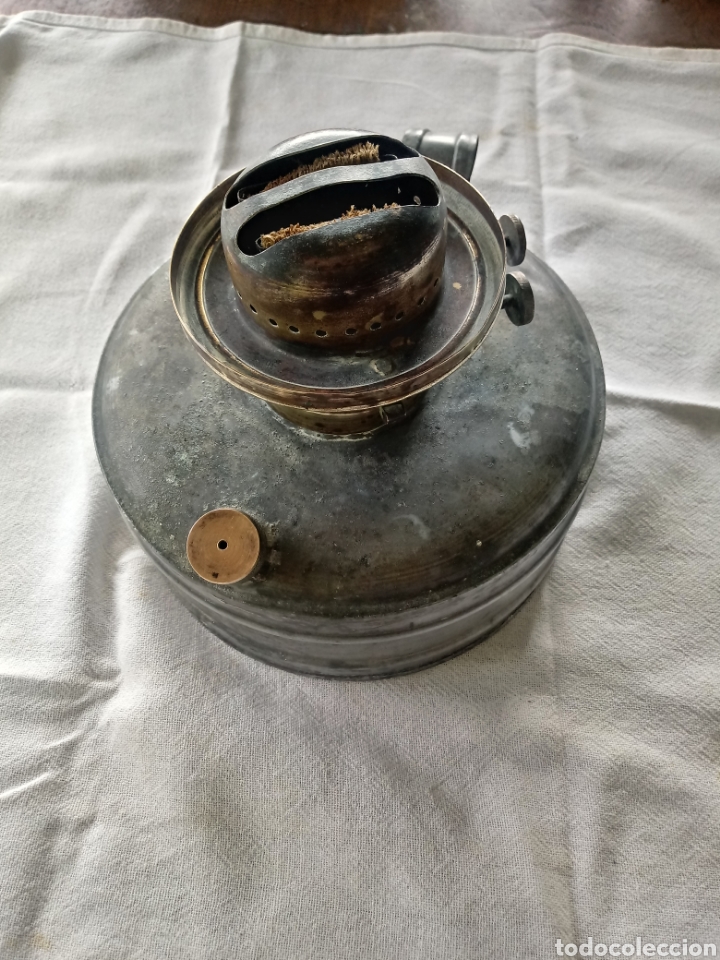 Antig&uuml;edades: Quinque de mesa rustico de zinc - Foto 4