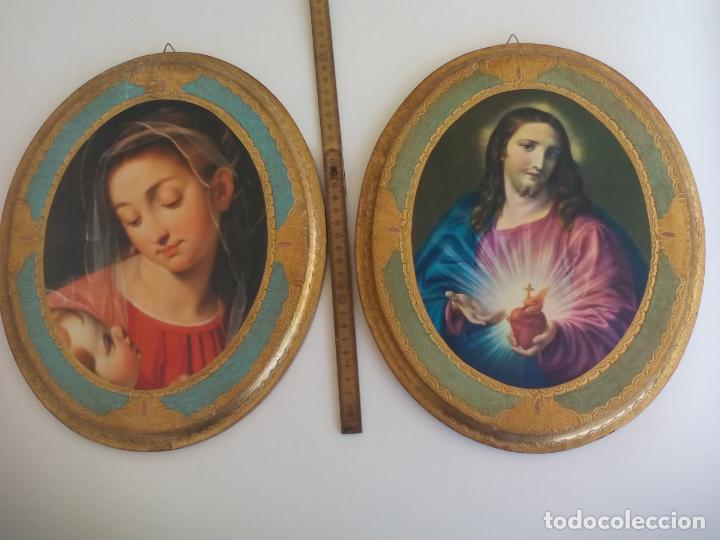 Antiquit&eacute;s: SAGRADOR CORAZON DE JESUS Y VIRGEN CON EL NI&Ntilde;O, DOS CUADROS OVALADOS DE MADERA DORADA