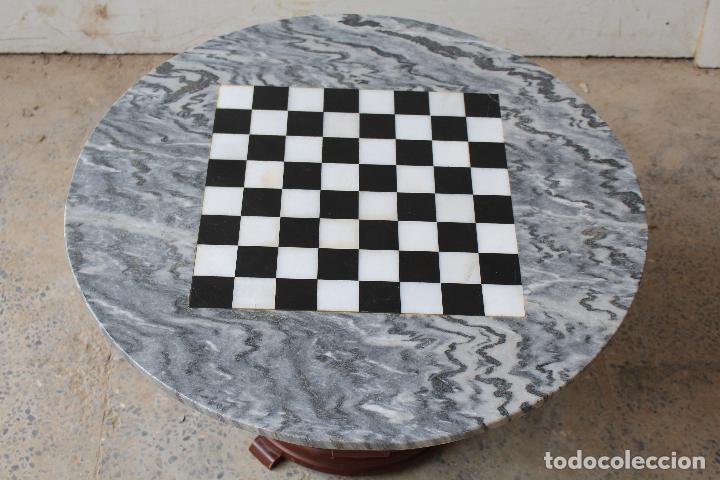 Antig&uuml;edades: mesa tablero de ajedrez - Foto 2
