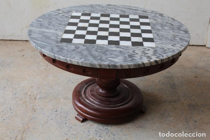 Antig&uuml;edades: mesa tablero de ajedrez - Foto 1