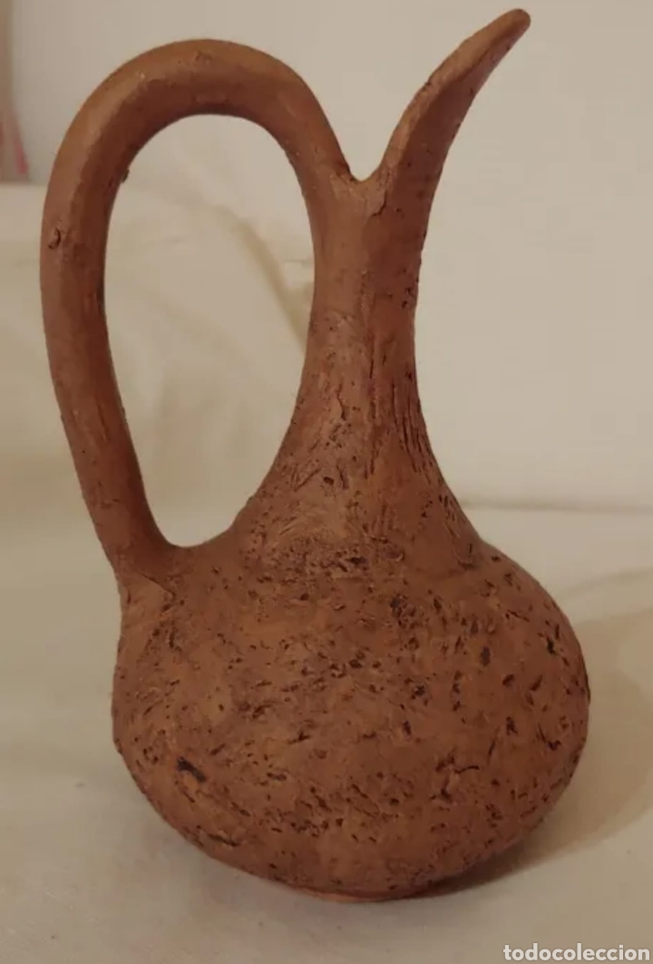Antig&uuml;edades: ANTIGUA JARRA DECORACION EN ARCILLA - Foto 2