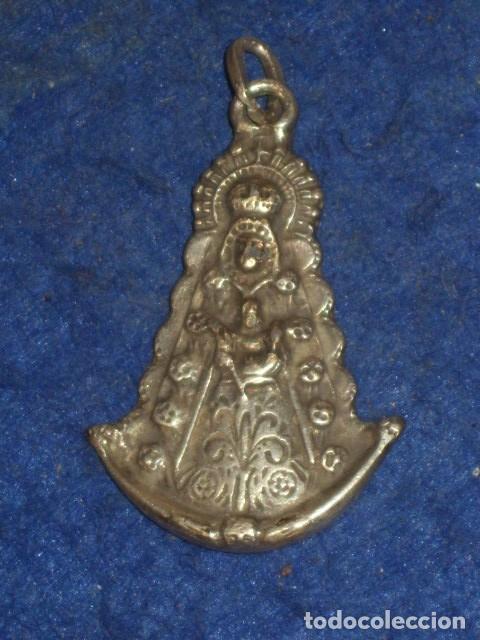 Antig&uuml;edades: MEDALLA DE LA VIRGEN DEL ROCIO. - Foto 2