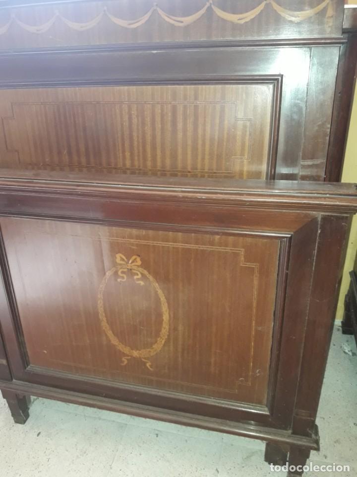 Antig&uuml;edades: Cama estilo imperio - Foto 2