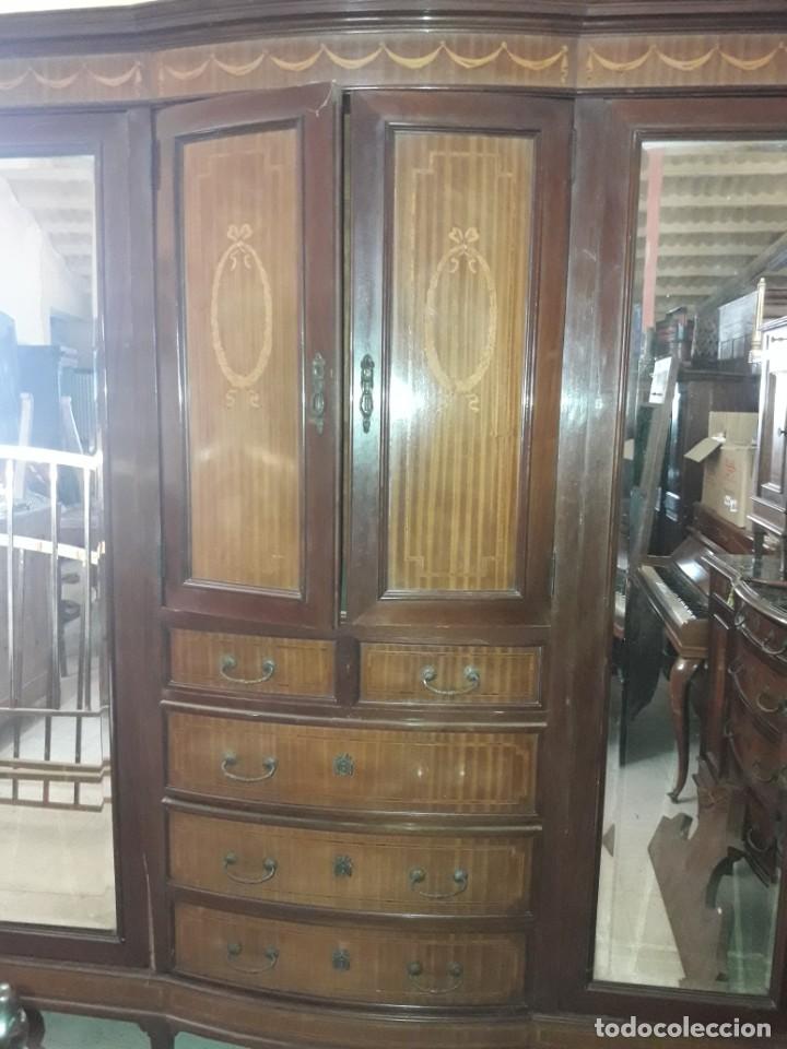 Antig&uuml;edades: Armario - Foto 2
