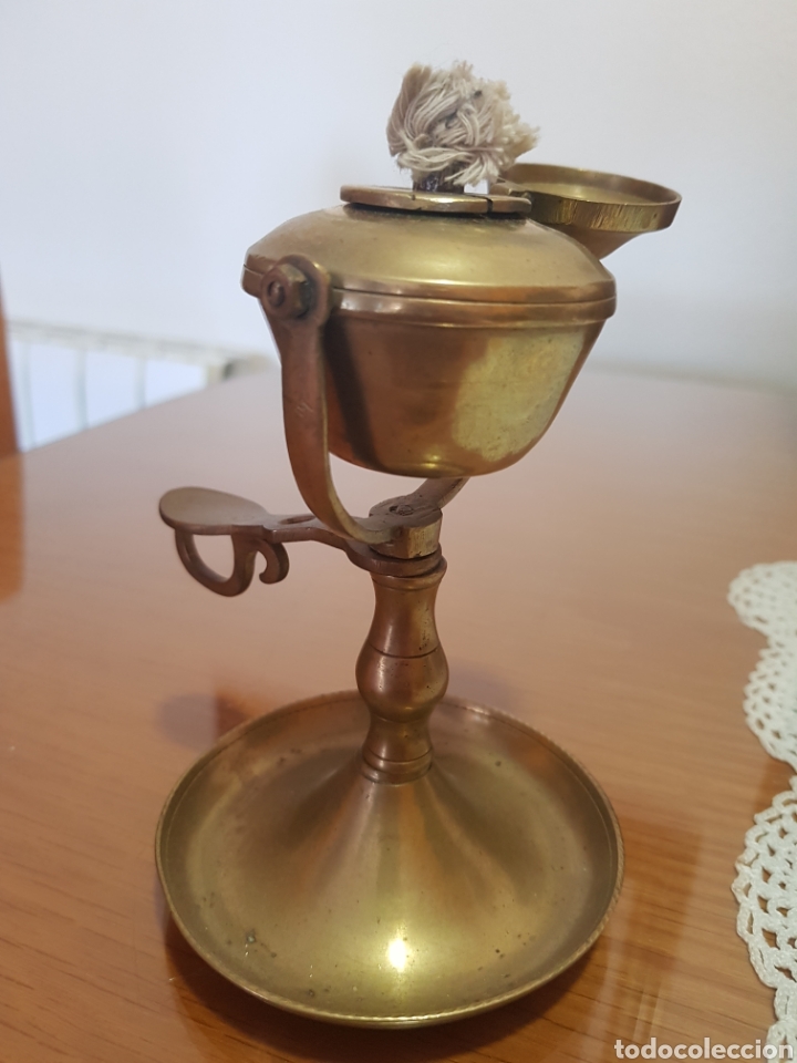 Antig&uuml;edades: Capuchina, L&aacute;mpara de aceite , basculante , bronce - Foto 3