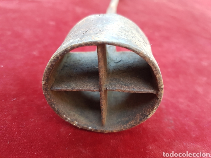 Antig&uuml;edades: Roseta de forja para aplastar cebollas en la matanza - Foto 2