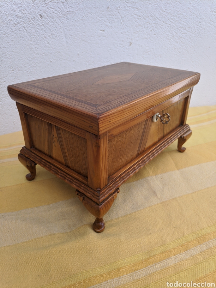 Antig&uuml;edades: Caja joyero roble - Foto 2