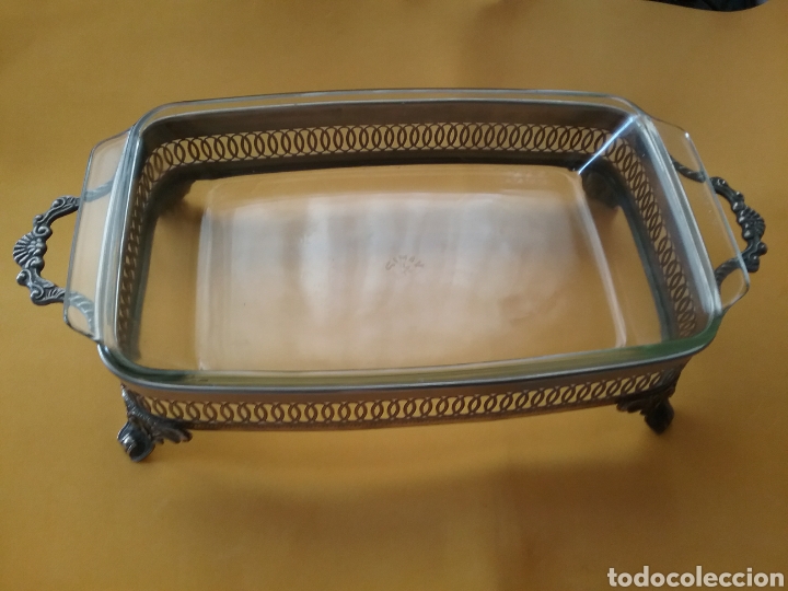 Antiguidades: Bandeja Salvilla en metal con bandeja en vidrio.