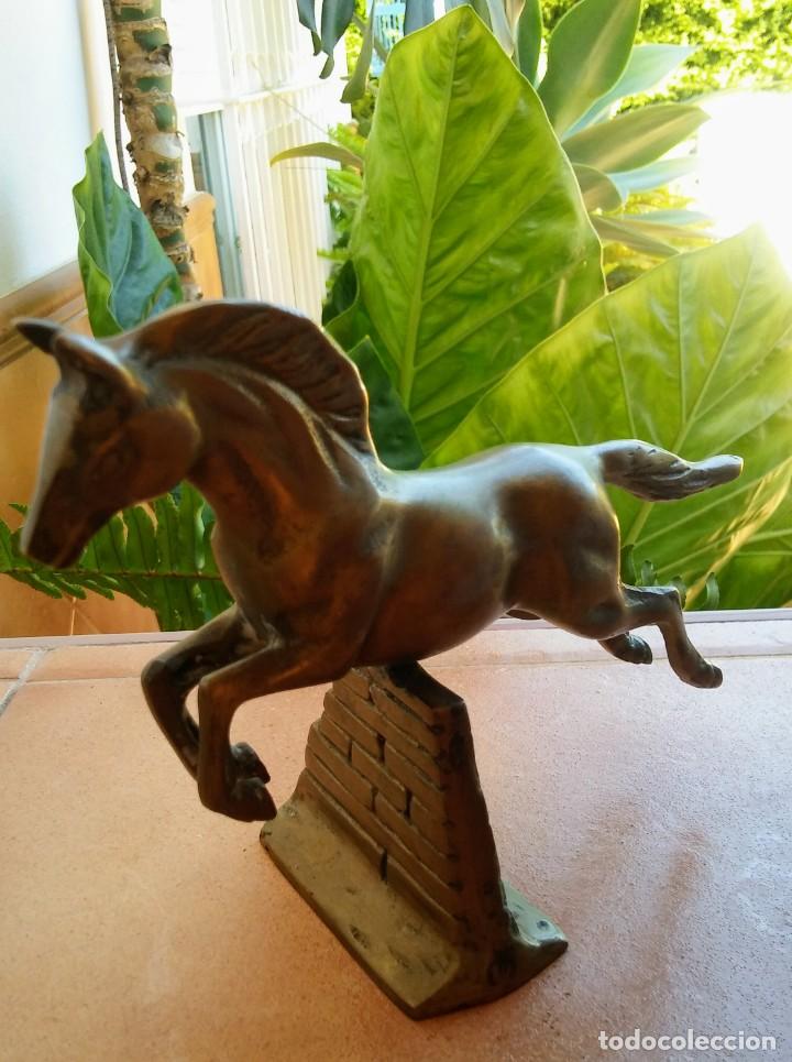 Antig&uuml;edades: PRECIOSO CABALLO DE BRONCE - Foto 3