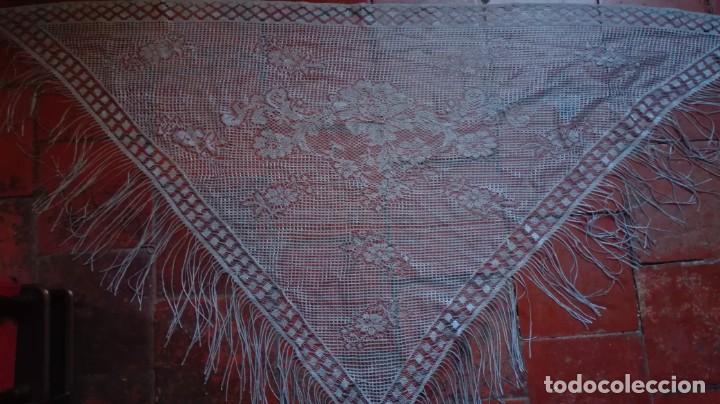 Mantilla española o chal espectacular de encaje antiguo. Símil