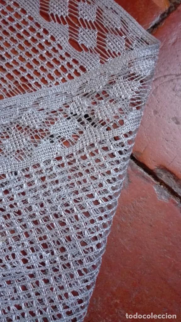 Antig&uuml;edades: Mantilla tipo pico de hilo - Foto 5