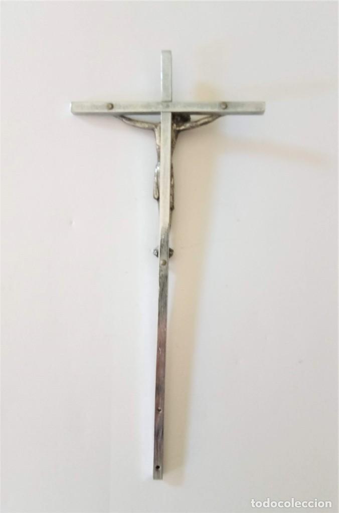 Antig&uuml;edades: Crucifijo metalico - Foto 3