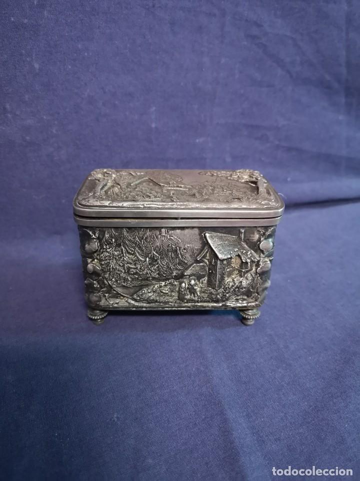 Antig&uuml;edades: CAJA FRANCESA PLATEADA - Foto 1