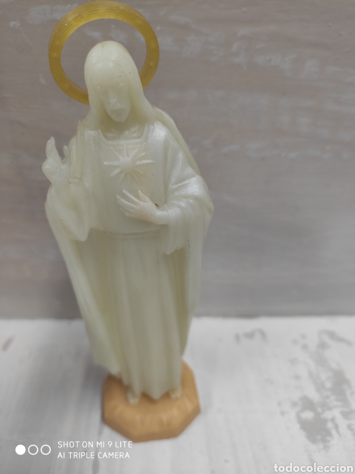 Antig&uuml;edades: Sagrado Coraz&oacute;n, luminescent 16 cm plastico - Foto 1