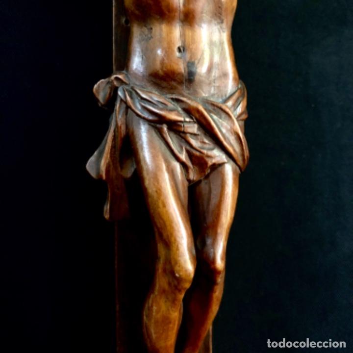 Antig&uuml;edades: Cristo tallado en madera de boj - Foto 7