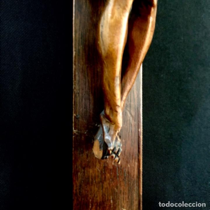 Antig&uuml;edades: Cristo tallado en madera de boj - Foto 10