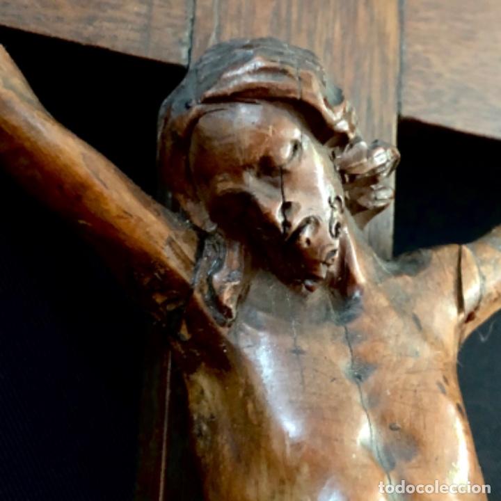 Antig&uuml;edades: Cristo tallado en madera de boj - Foto 12