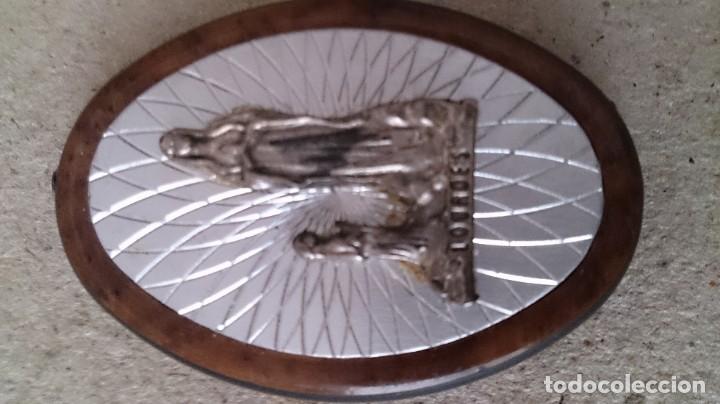 Antig&uuml;edades: SANTO ANTIGUO PROTECTOR PARA SALPICADOR DE COCHE - Foto 4