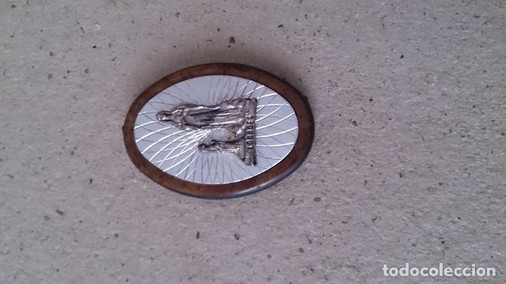 Antig&uuml;edades: SANTO ANTIGUO PROTECTOR PARA SALPICADOR DE COCHE - Foto 5