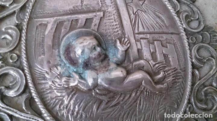 Antig&uuml;edades: MEDALLA GRANDE DE CUNA - Foto 3