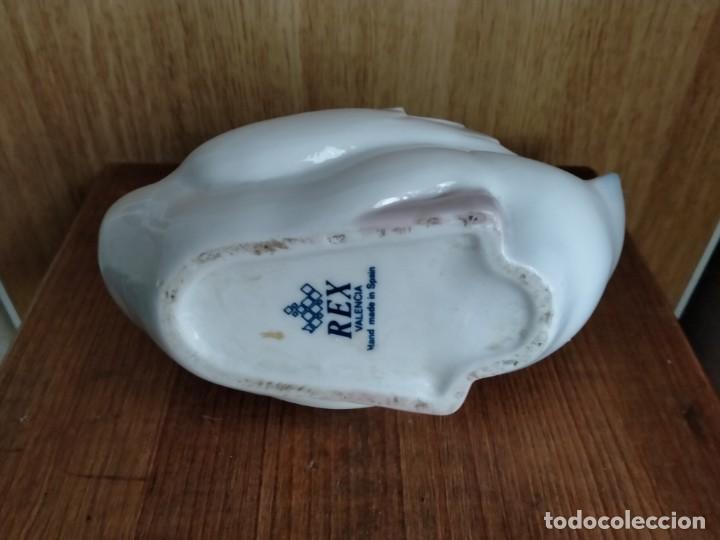 Antig&uuml;edades: CISNE CERRMICA PORCELANA MARCA REX - Foto 3