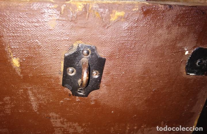 Antig&uuml;edades: ANTIG&Uuml;O BA&Uacute;L DE VIAJE - Foto 9