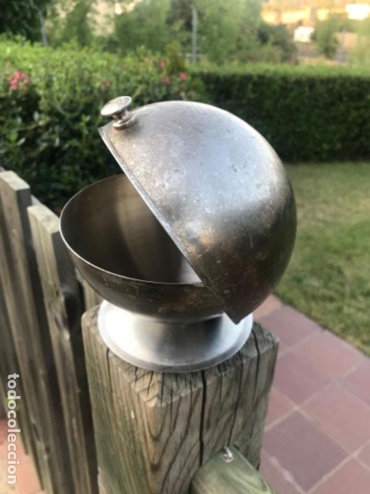 Antig&uuml;edades: Cenicero, inoxidable, a&ntilde;o 60-70 - Foto 3