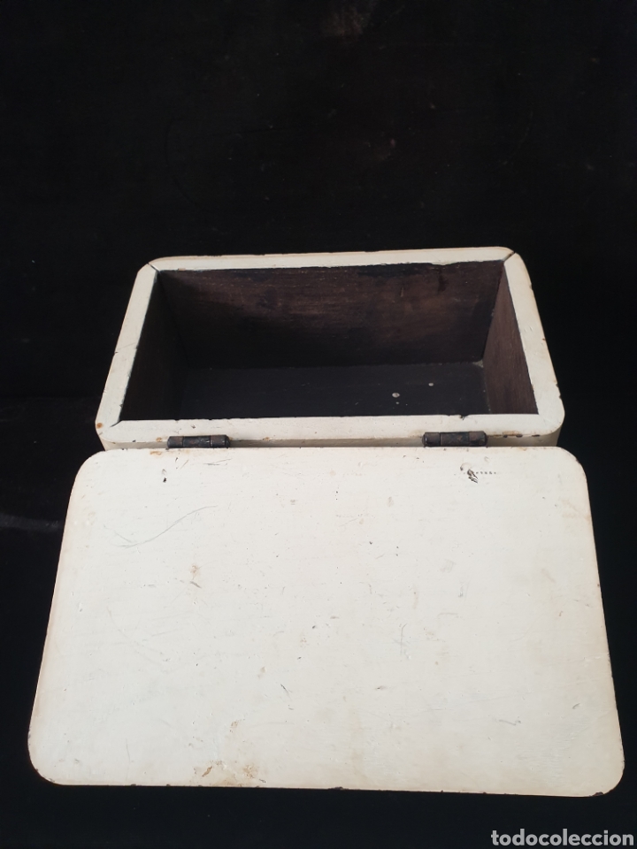 Antig&uuml;edades: Caja de madera - Foto 6