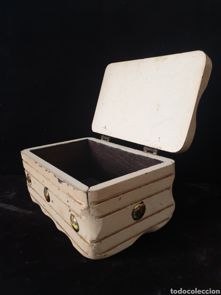 Antig&uuml;edades: Caja de madera - Foto 8