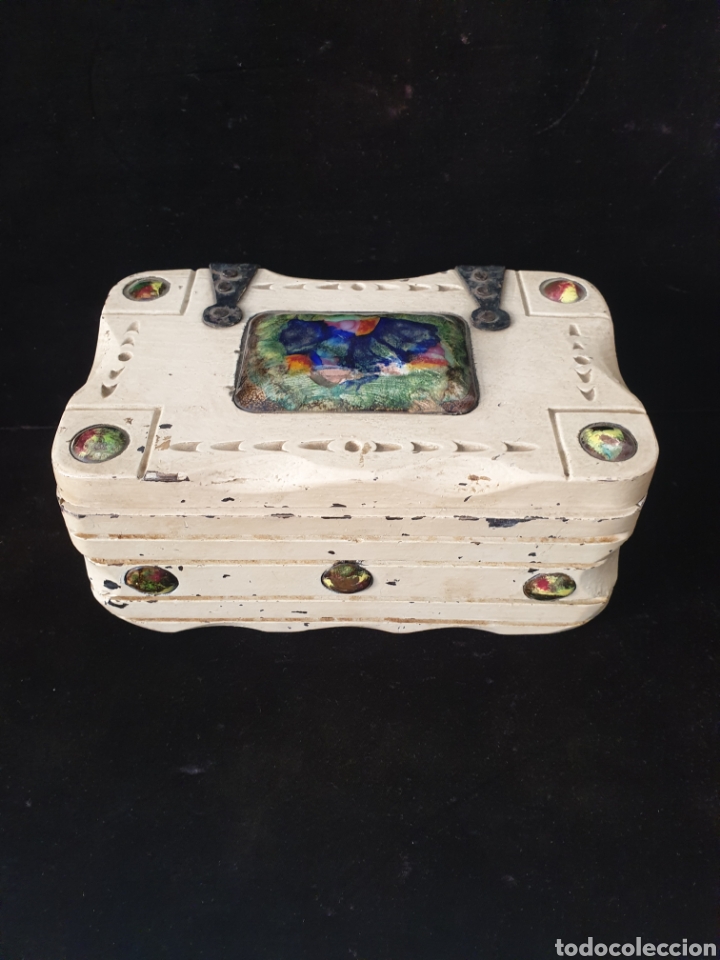 Antig&uuml;edades: Caja de madera - Foto 1