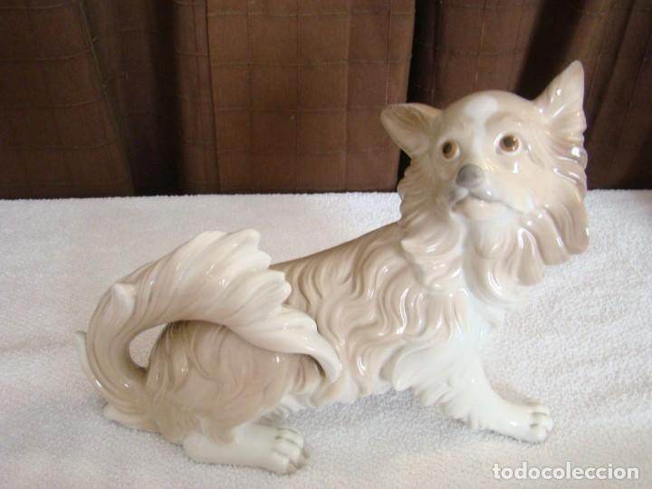 Antig&uuml;edades: Figura de LLADRO perro Papillon - Foto 3