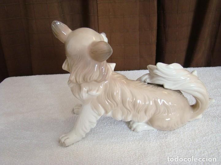 Antig&uuml;edades: Figura de LLADRO perro Papillon - Foto 5
