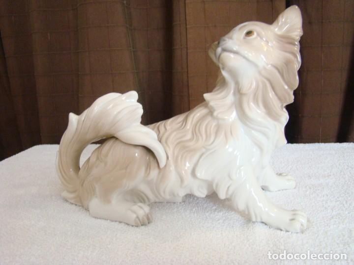 Antig&uuml;edades: Figura de LLADRO perro Papillon - Foto 8