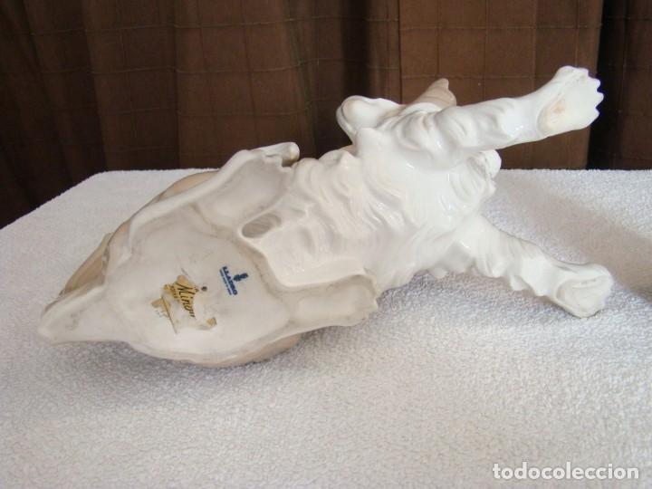 Antig&uuml;edades: Figura de LLADRO perro Papillon - Foto 11