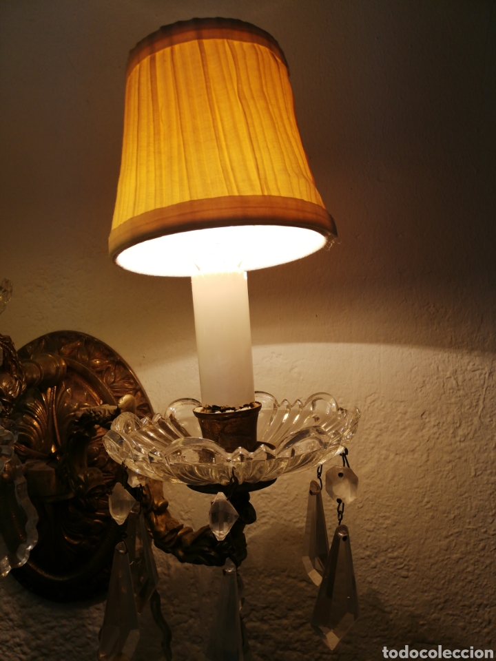 Antig&uuml;edades: Candelabro Bronce y Cristal - Foto 3