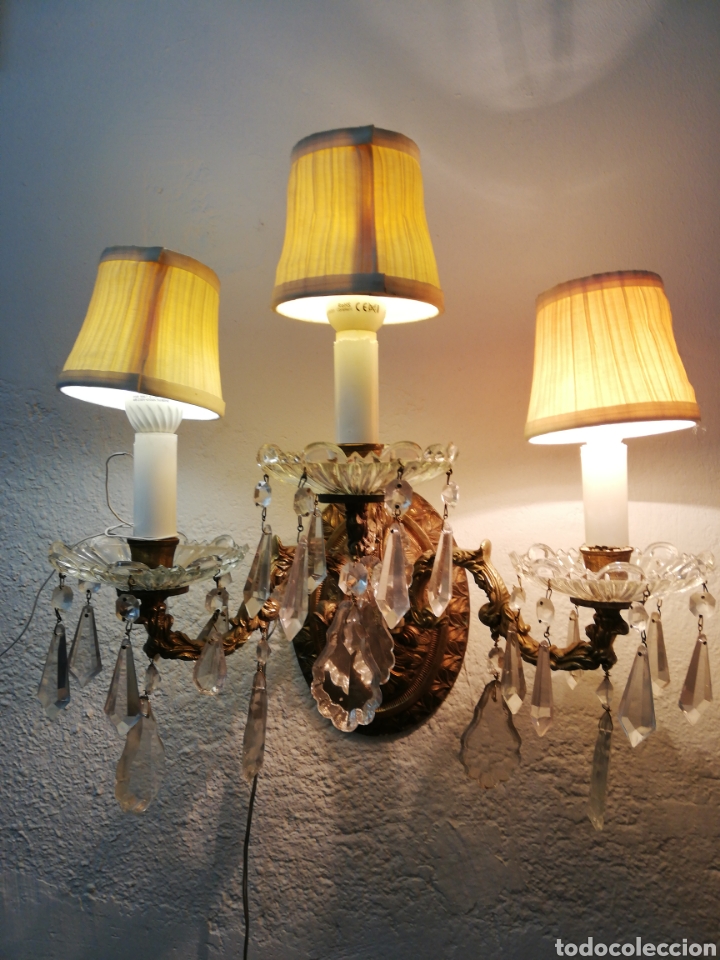 Antig&uuml;edades: Candelabro Bronce y Cristal - Foto 1