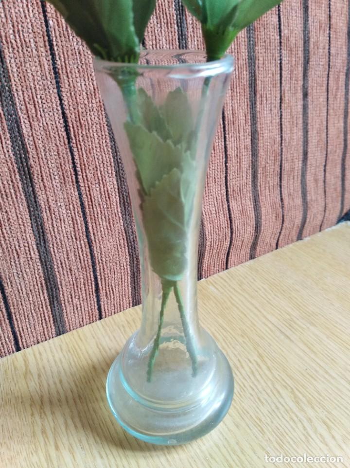Antig&uuml;edades: Florero de cristal (801) - Foto 2