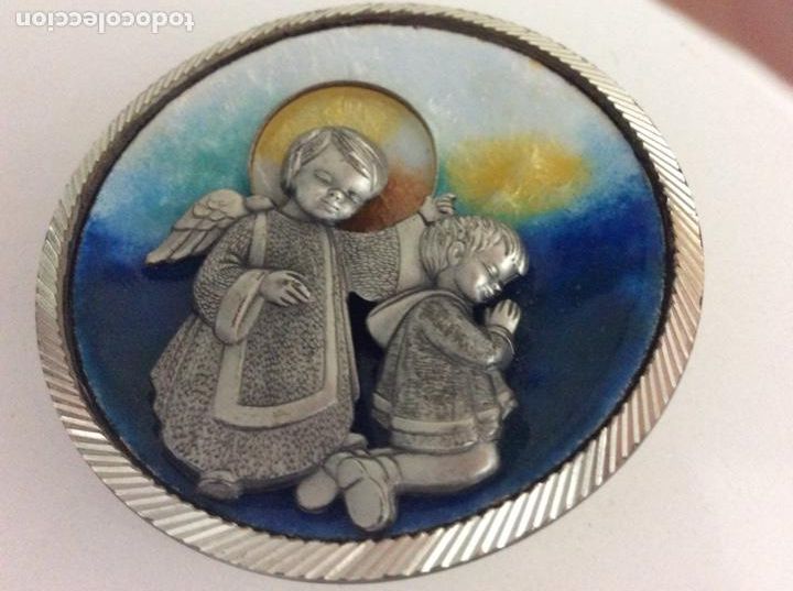 Antig&uuml;edades: Medalla para cuna de plata y esmalte - Foto 1