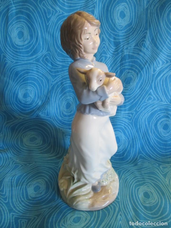 Antig&uuml;edades: FIGURA NAO DE LLADRO, NUMERADA - Foto 12