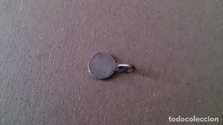 Antig&uuml;edades: Medalla de plata 925 y esmalte - Foto 3