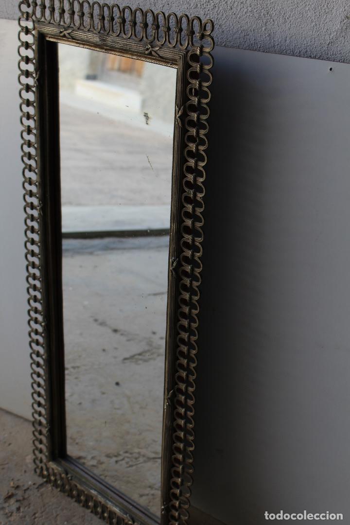 Antig&uuml;edades: espejo de metal - Foto 5