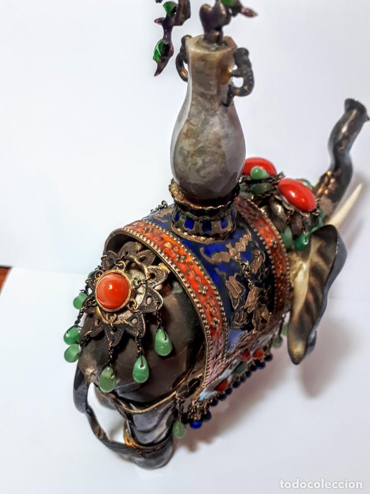 Antig&uuml;edades: Antiguo elefante de plata y esmaltes - Foto 10